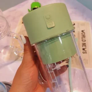 قیمت و خرید شیکر لیوانی نی دار